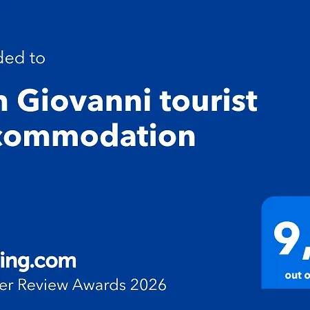 San Giovanni Tourist アパート *
